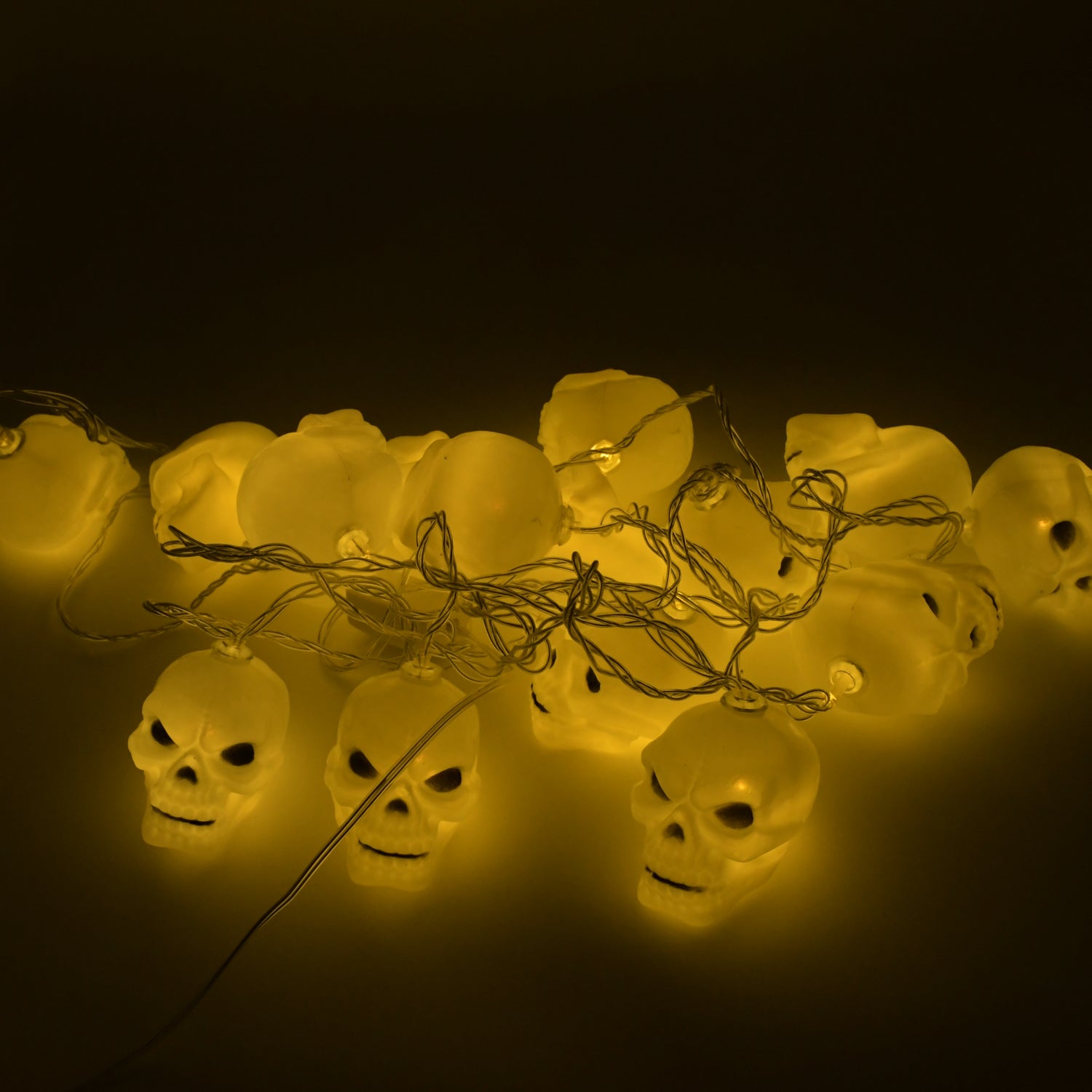 8420 Halloween Decoration Outdoor Indoor Skeleton Head 16 Skulls String Light Set Blow Mold, Decoration Lights Fairy Lights Led Garlands Halloween Decor Garland Decor Wreath Pumpkin